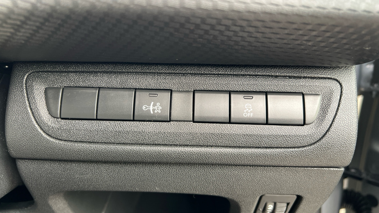 Peugeot 208 1.2 PureTech 82 Active 5dr Petrol Hatchback